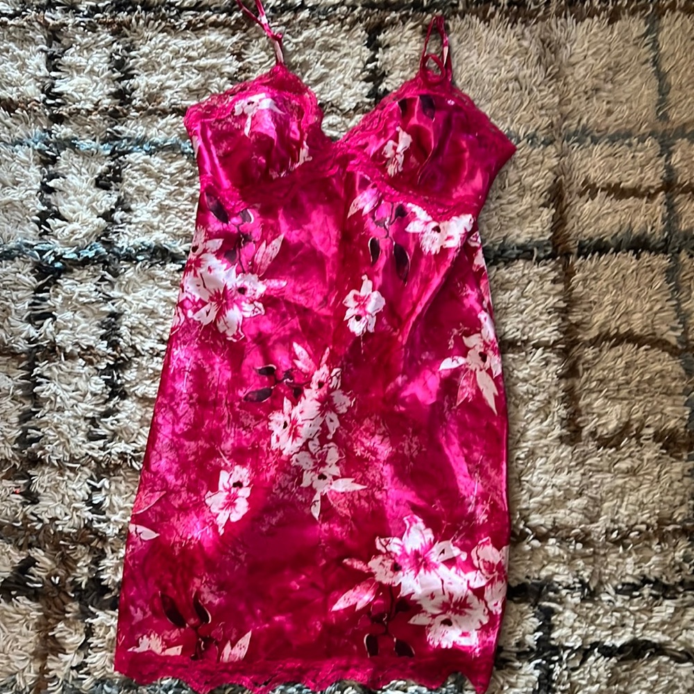 Size small slip